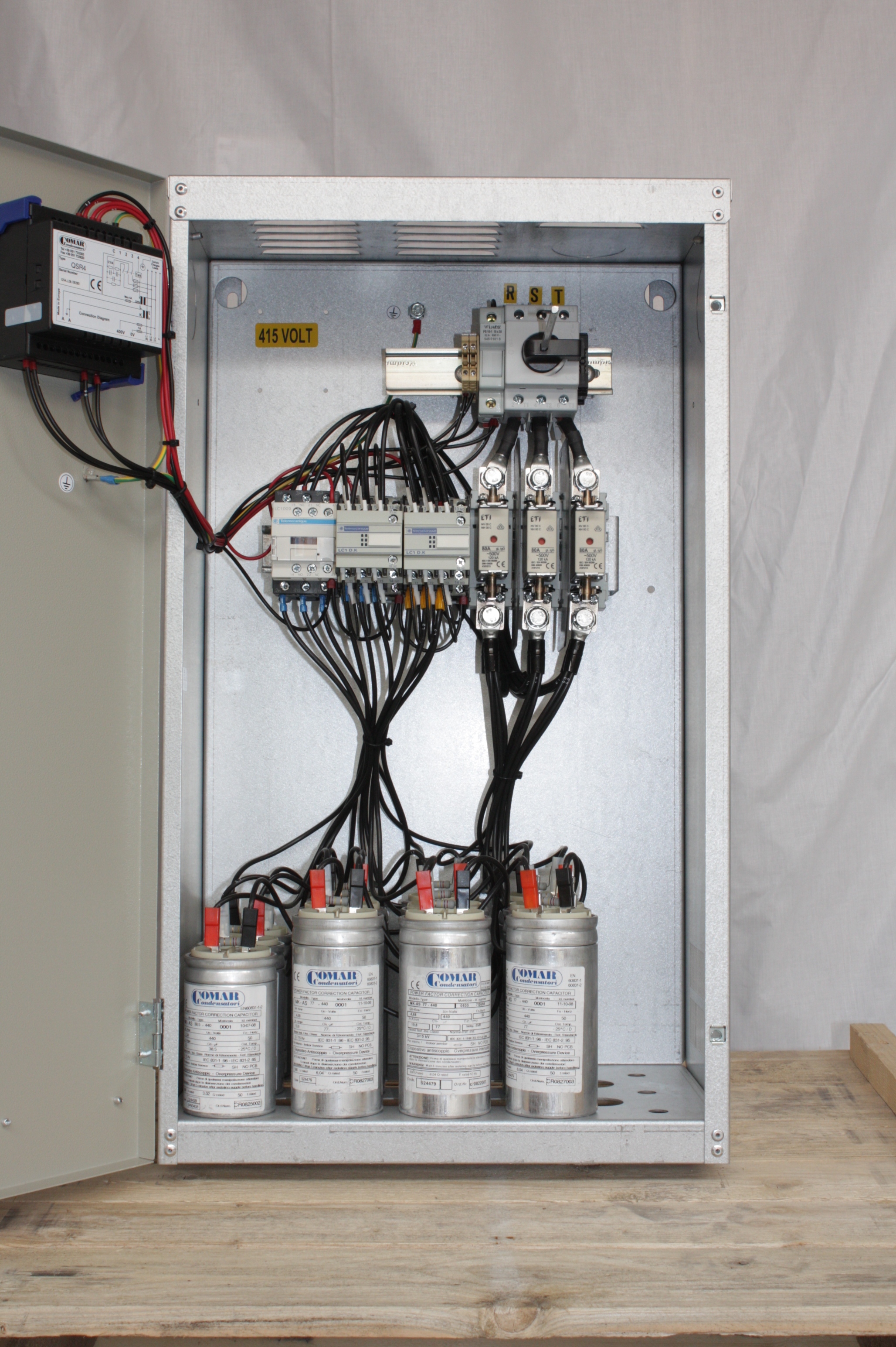 Automatische condensatorenbatterijen Comar Benelux